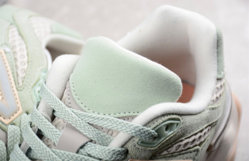 Miniatura: Tênis New Balance 9060 CG174