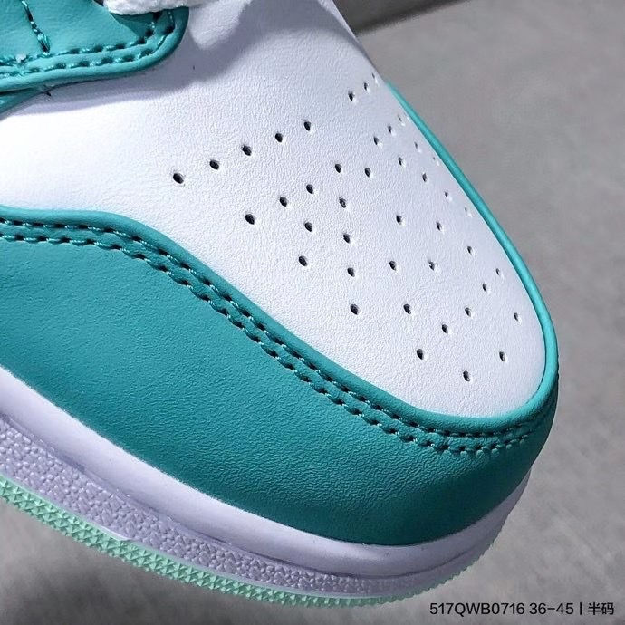 Miniatura: Air Jordan 1 Mid "Arine Green"