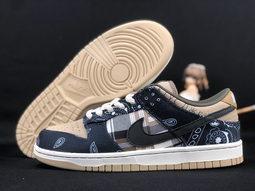 Miniatura: SB Dunk Low Travis Scott