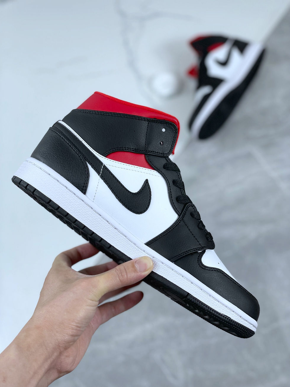 Miniatura: Air Jordan 1 Mid "Alternate Bred" 
