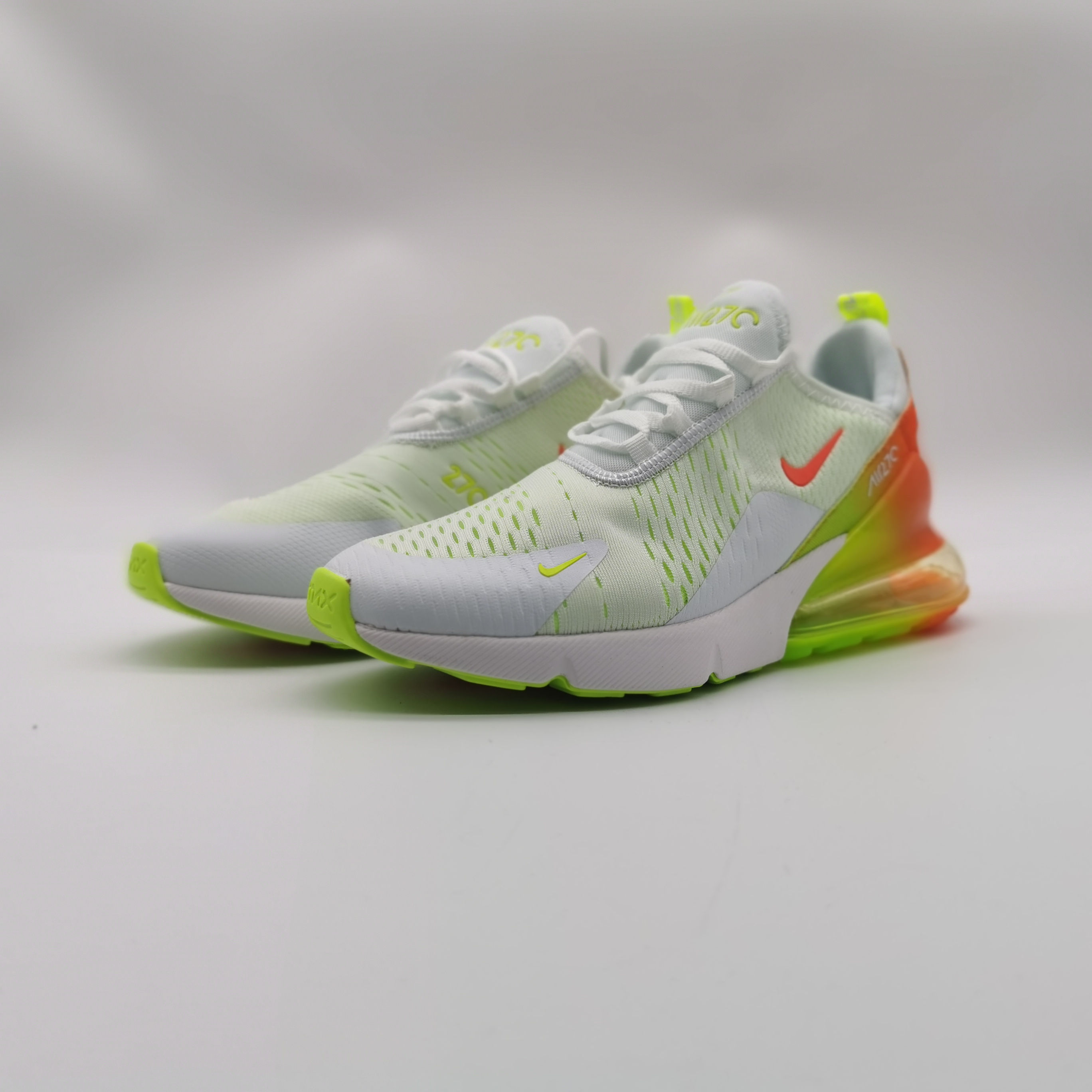 Air Max 270