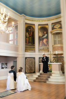 Hochzeit in der Schinkelkirche Neu Hardenberg, Hochzeitsfotografin