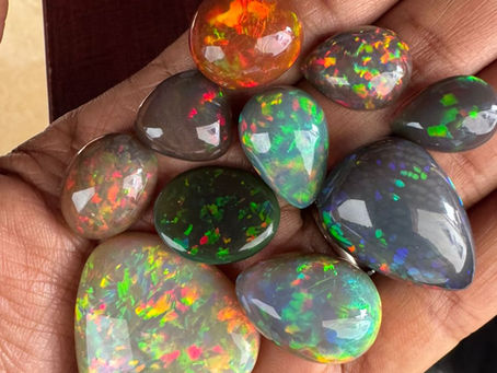 What Makes Ethiopian Opals So Special? A Guide to Color, Origin & Value