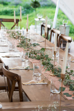 Table setting 4