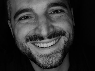 Γιώργος Γιώτσας: Η συγγραφή είναι ψυχοθεραπεία.