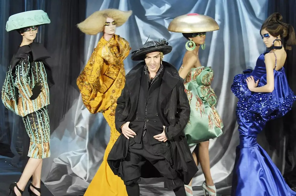 Dior Couture show spring-summer 2008. (Photo Credits: Chris Moore/Getty Images via Vogue Polska)