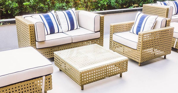 ריפוד יוקרתי  לפינות ישיבה וריהוט גן יולנד 0542233578