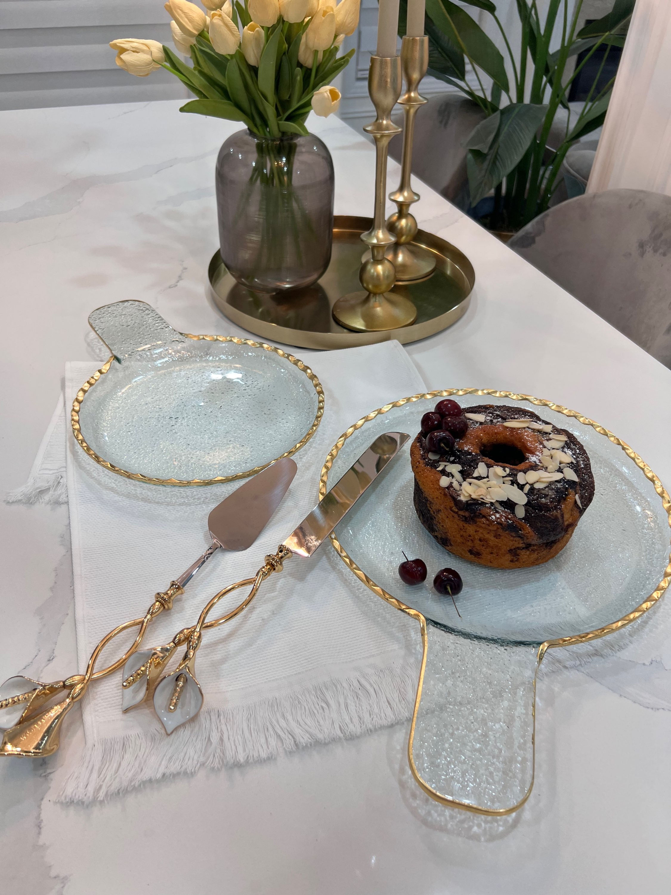 Aqua 2-Piece Round Platter with Handles