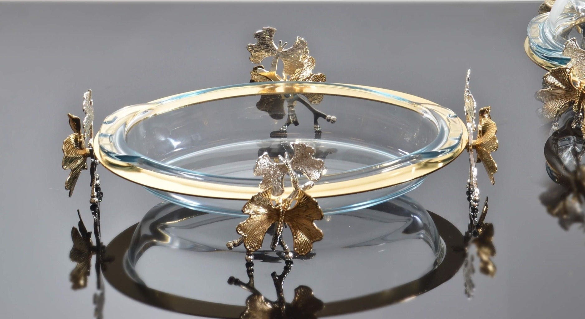 Butterfly Oval Deep Dish without Lid