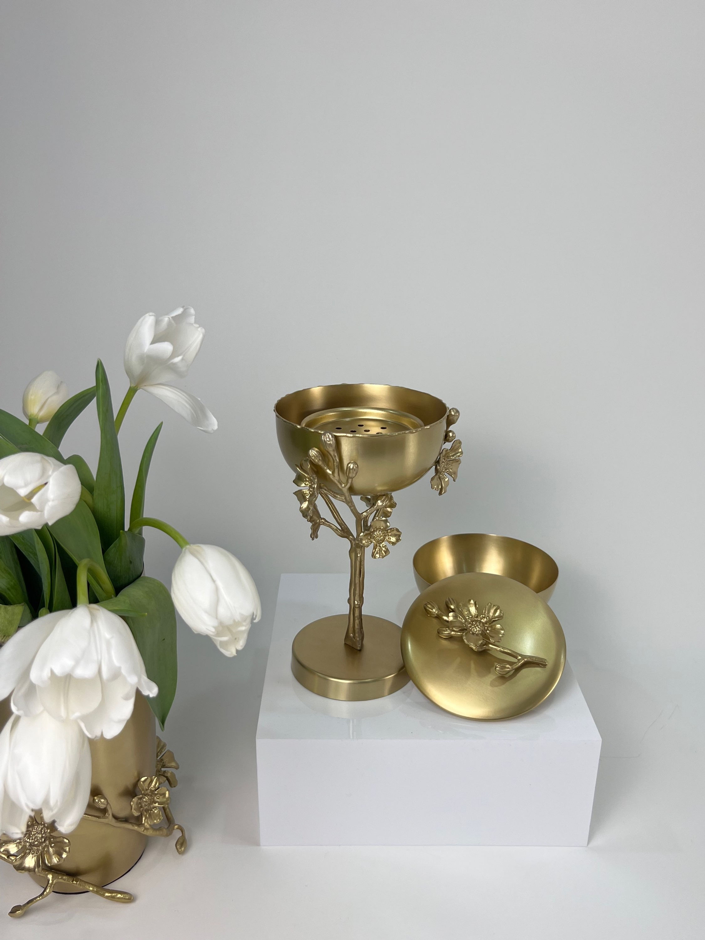 Jasmine 2-Piece Incence Burner (Gold)