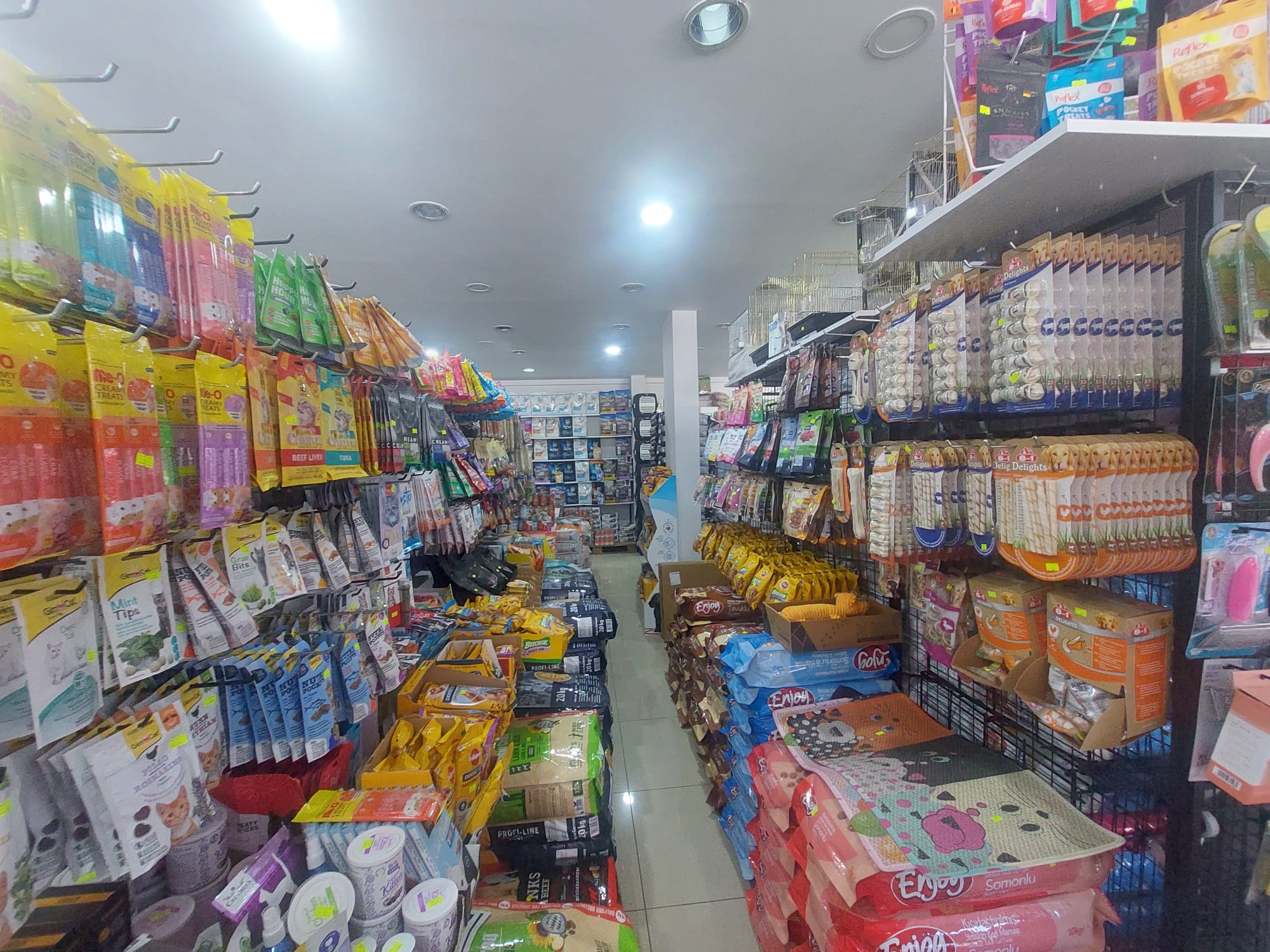 EnuygunPet Gross Market — Samsun Atakum Petshop reyonları — EnuygunPet Gross Market Atakum petshop rafları