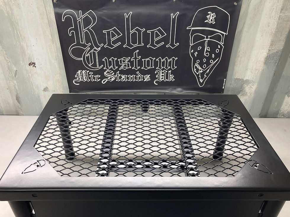 Thumbnail: REBEL RISER V25 / FRONT PLATE / BLACK ON BLACK