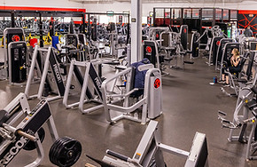 Clean Gym Equipment at Our 24/7 Gym Facility
