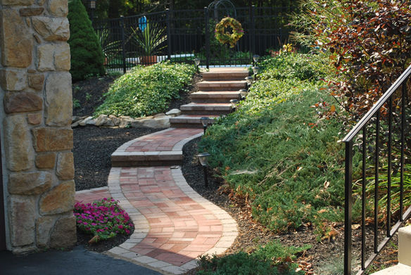 Residential Paver Walkway