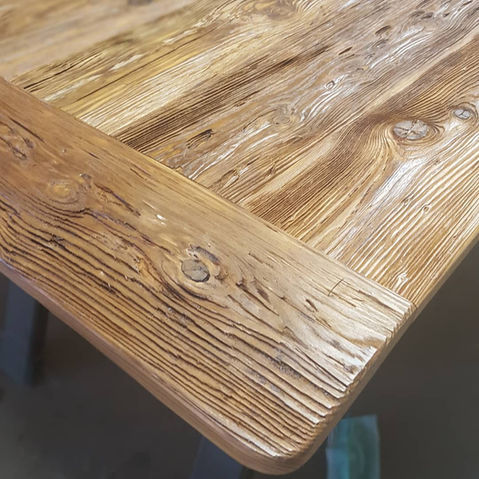 Custom Woodwork With a Rich Wood Grain Finish