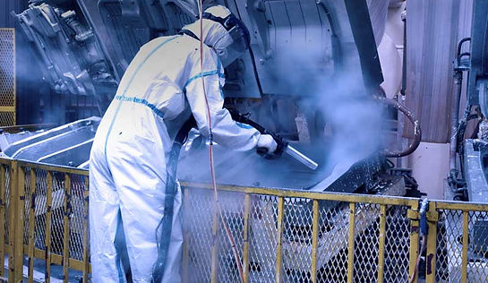 dry-ice-blasting.jpg