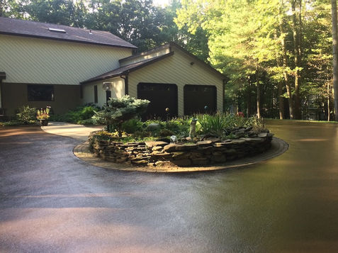 Lehigh Valley Driveway With a New Sealcoat
