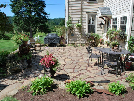 Hire a Landscaping Company for Spring Cleanup Work