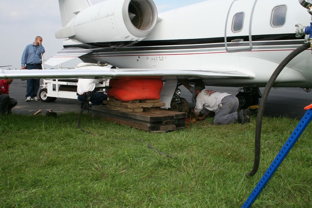 runway towing runway towing