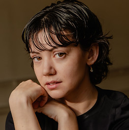 Alexandra Light_Headshot.jpg