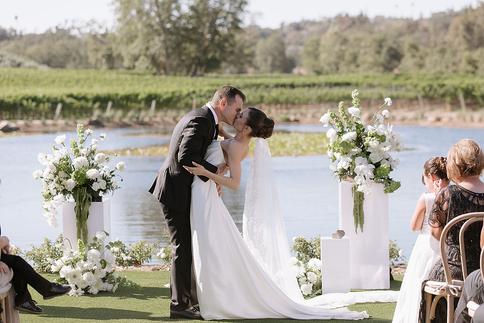 Nicole Kirshner Wedding Photographer
