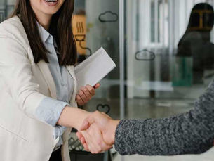 Recruiters lament the lack of qualified, available candidates for quality jobs. HR pros talk about how hard it is to retain them once found. Onboarding matters.