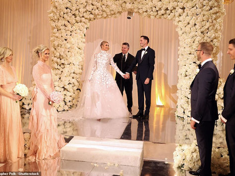 Congratulations on your wedding, Paris Hilton & Carter Reum