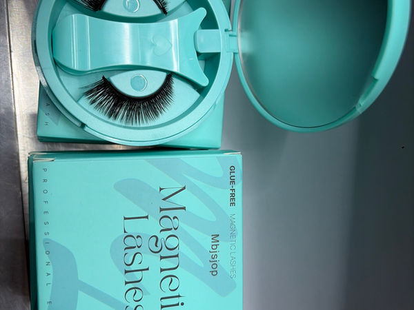 Faux cils magnétiques Mbjsjop sans colle
