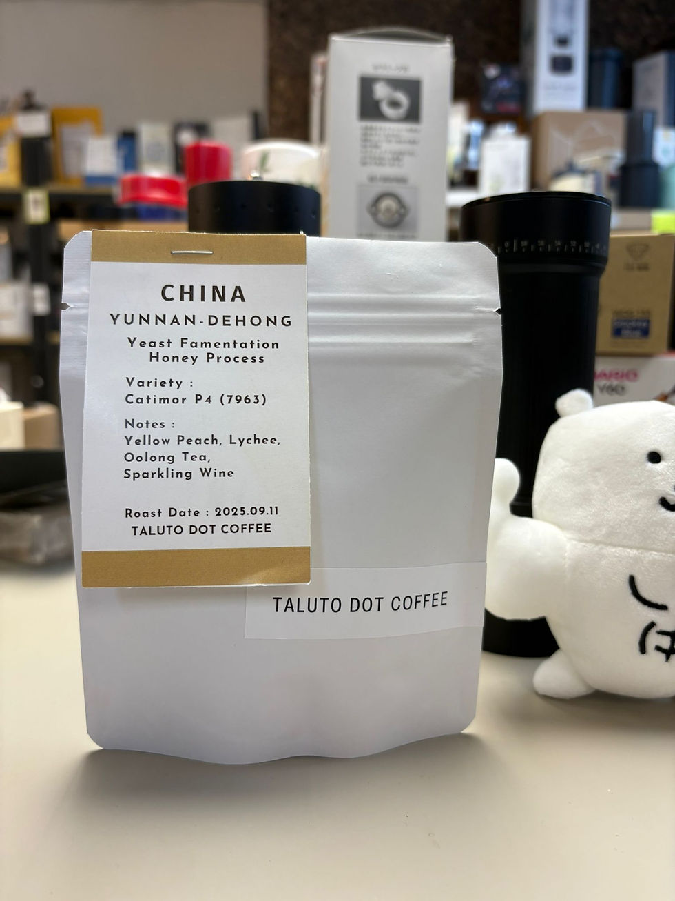 ALUTO DOT COFFEE雲南德宏酵母發酵蜜處理法咖啡豆包裝