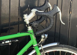 Rohloff twist shifter on accessory mount