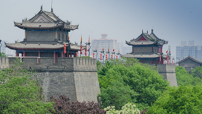Terracotta Army guided tours, ancient city wall cycling, Muslim Quarter food tour, Mount Hua day trip.