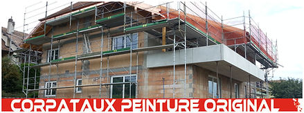 Application de trois couches de lasure sur du bois neuf.