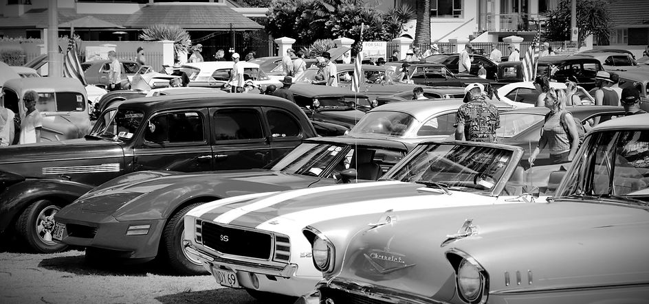 50558589_10155857528285766_10694773509718016_o_edited.jpg