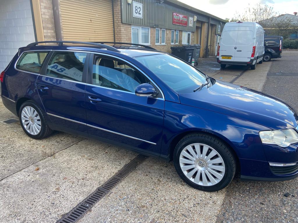 VOLKSWAGEN PASSAT HIGHLINE TDI PRICE 2,650.00 OUT OF STOCK...