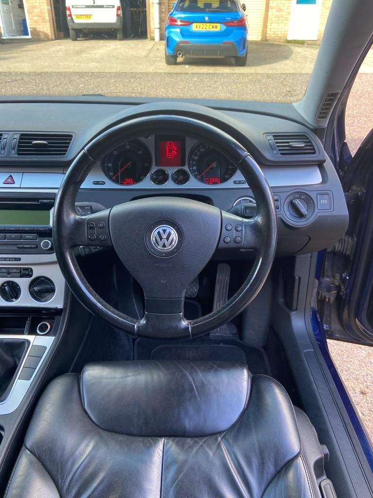 Thumbnail: Volkswagen Passat Highline Tdi