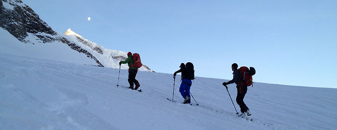 Aufstieg%20Combin_edited.jpg