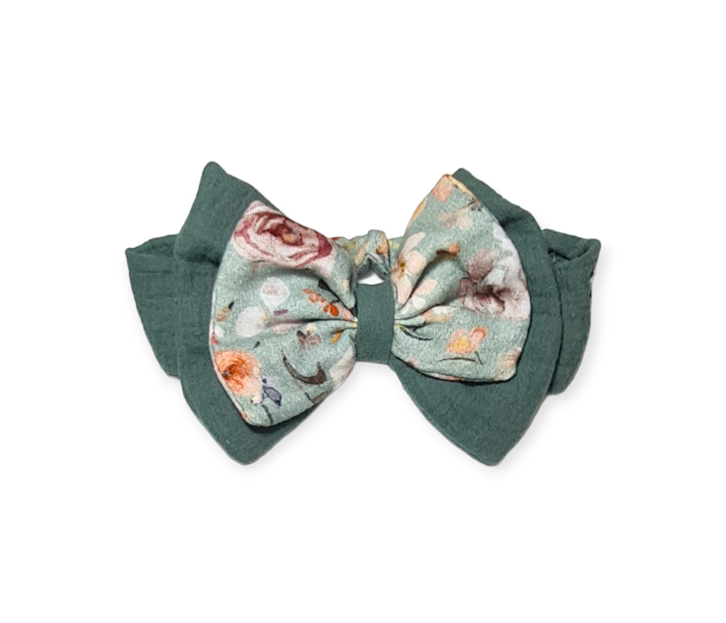 Combination of 2 fabrics elastic bow headband. Olive green muslin cotton and light sage with flowers pattern muslin