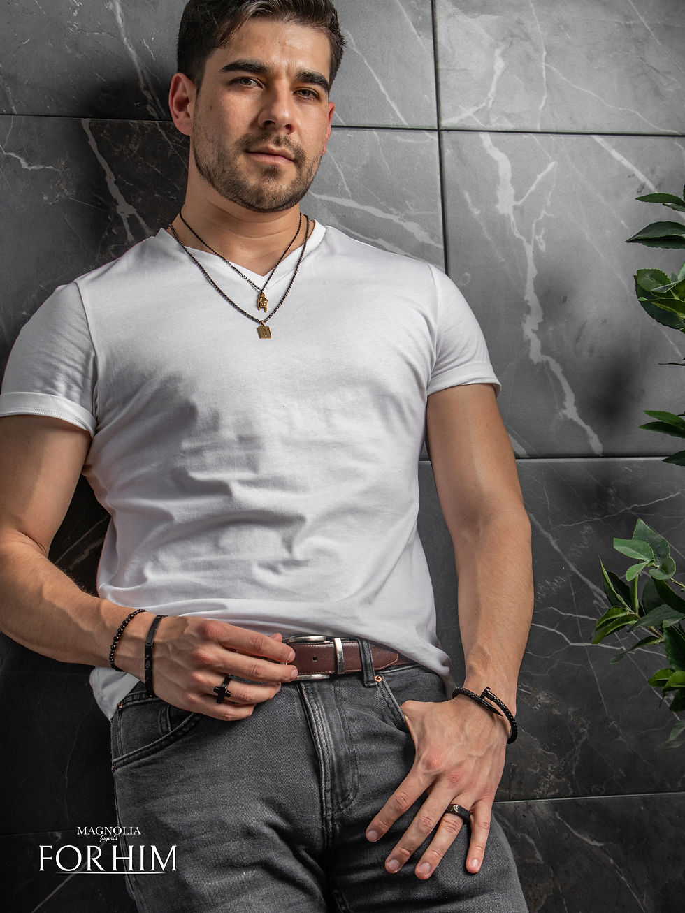 Miniatura: Mano rockera e inicial