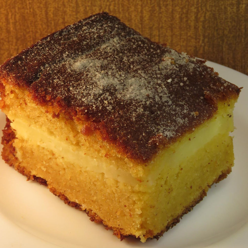 Bolo de Fubรก c/ Queijo