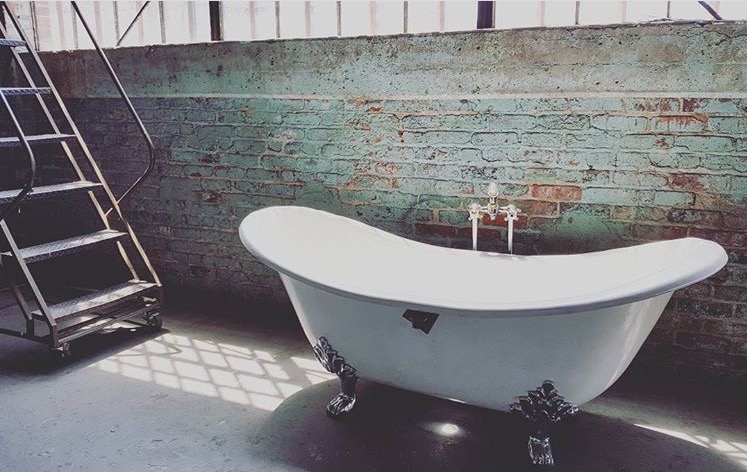 Clawfoot Tub