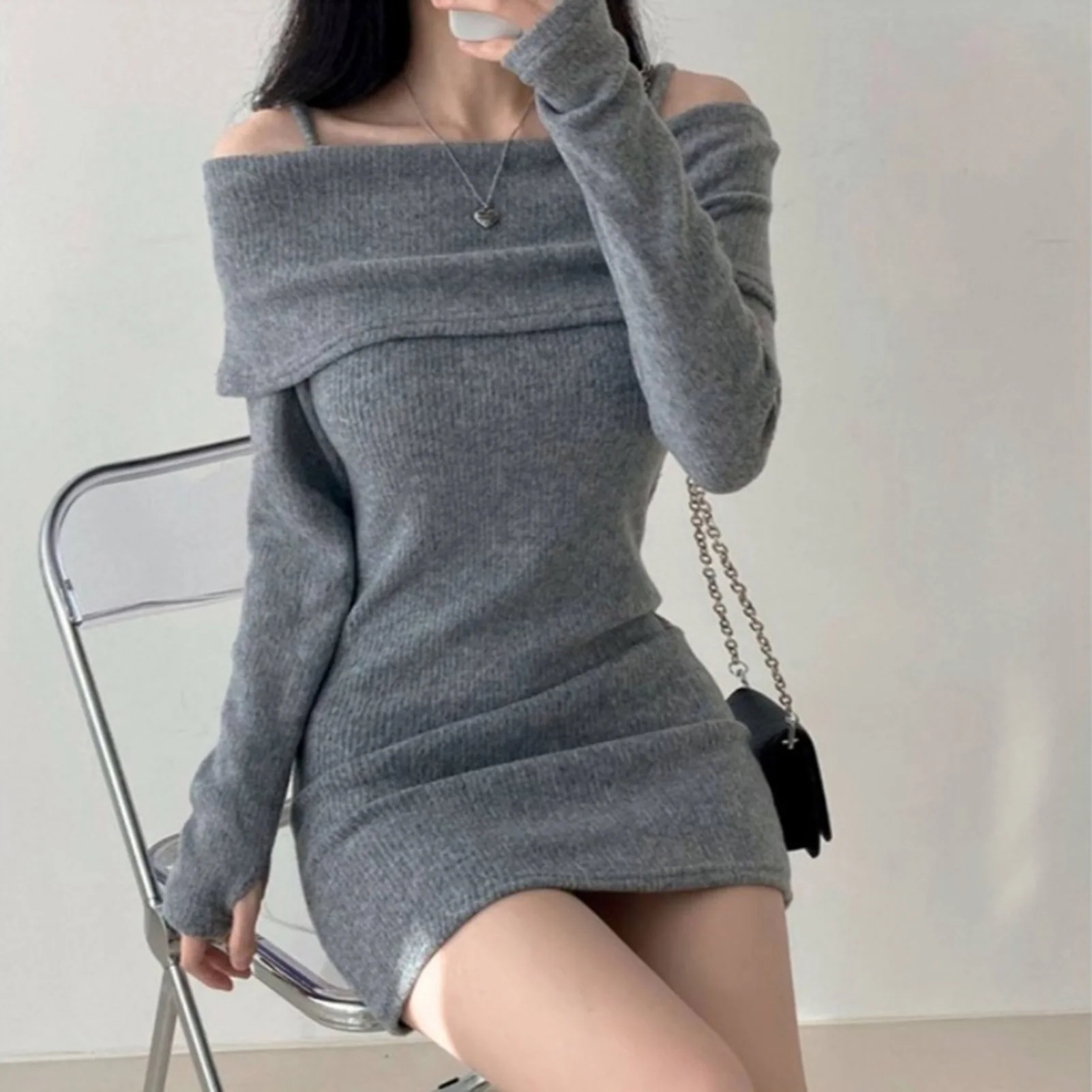 Omotesando Cold‑Shoulder Knit Mini