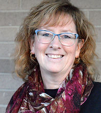 Stephanie Carver headshot Jan 2024.jpg