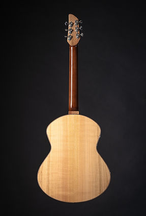 Guitare-acoustique-luthier-toulouse-merisier-j.melis