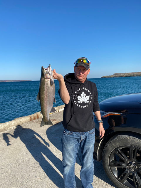 Man Caught a Big Fish Using EGB Lures Made in Swiss