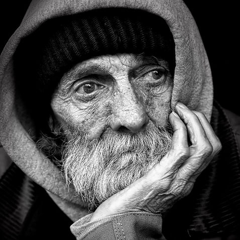 Deneme: İnsanların Yüzündeki Çizgilerden Tanınmak