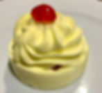 Mousse al limone e cuore ai frutti di bosco