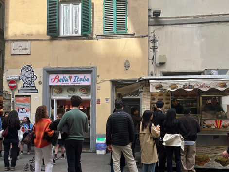 A Very Normal Sunday In Florence