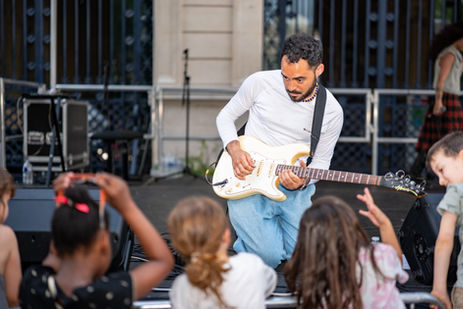 Dorian Mjahed-Lucas © 20100LEVY