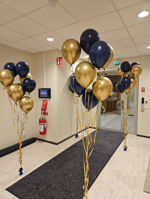 Heliumballongbuketter till kontorsinvigning