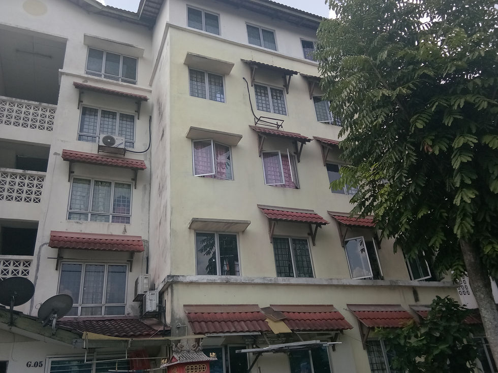 1214 Condo in Damansara Kim only RM190K